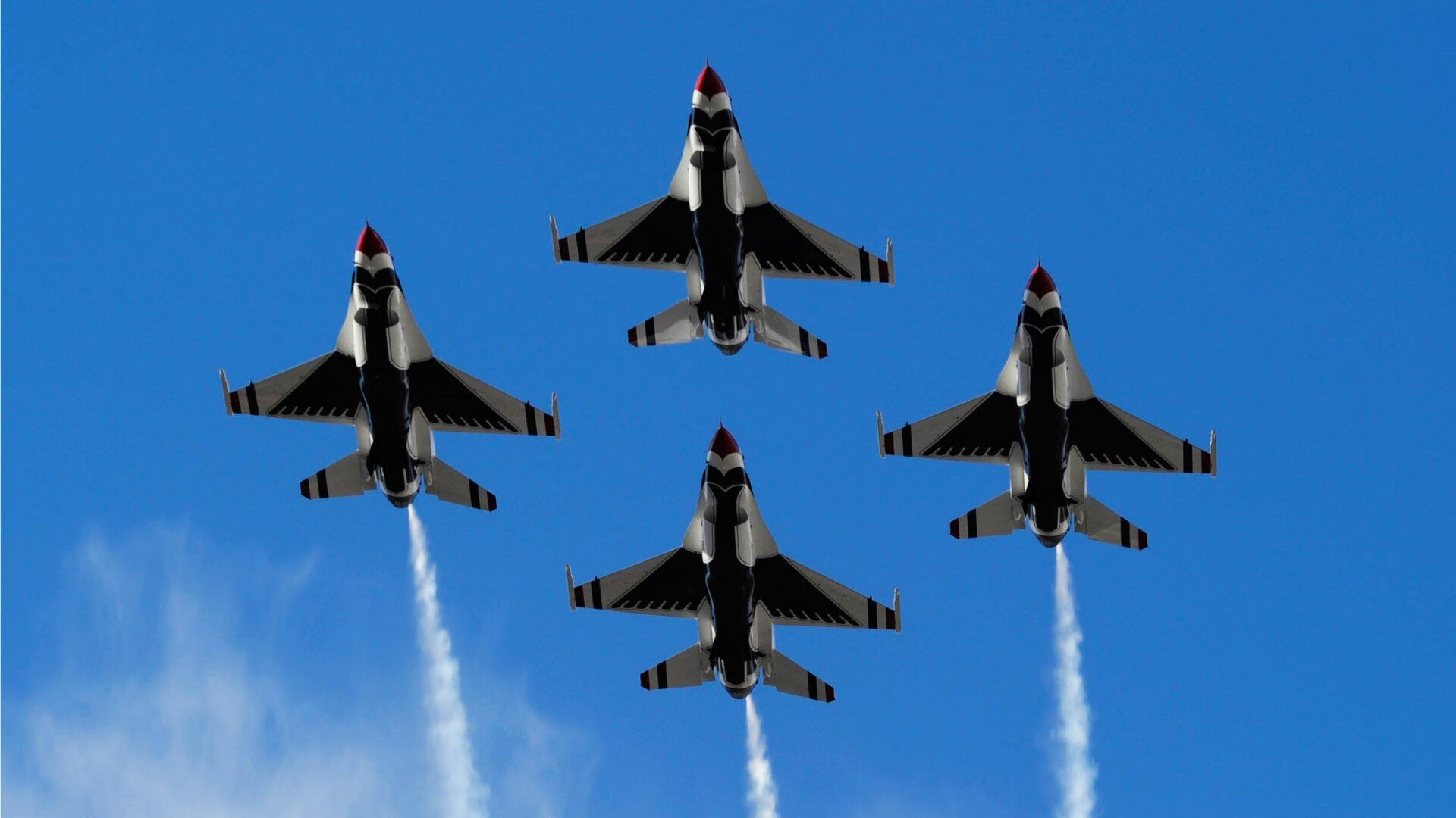 山东泰山锋线射手关键时刻发威,山东泰山阵型