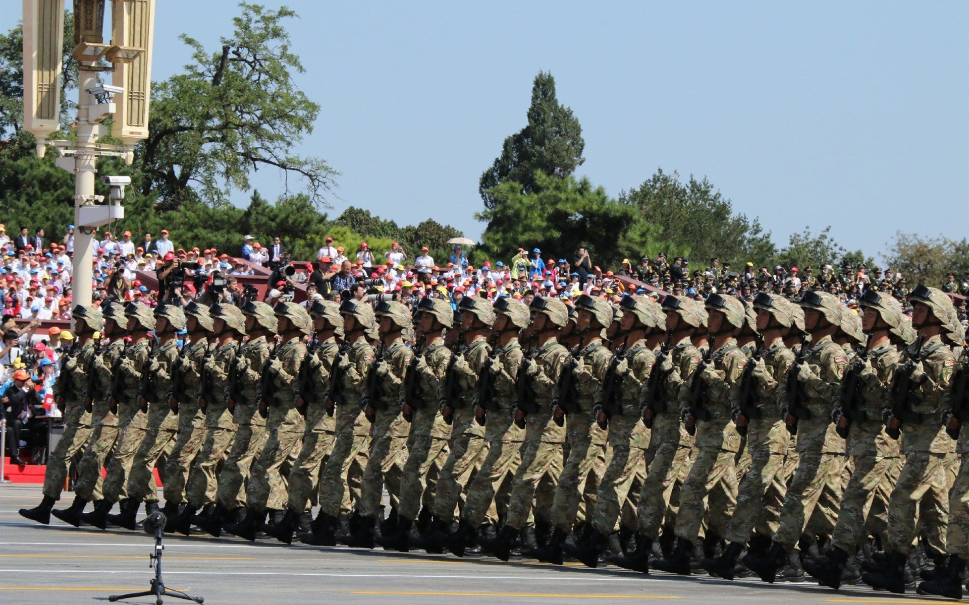 拜仁慕尼黑主场1-1战平门兴格拉德巴赫,错失三分,拜仁慕尼黑2022