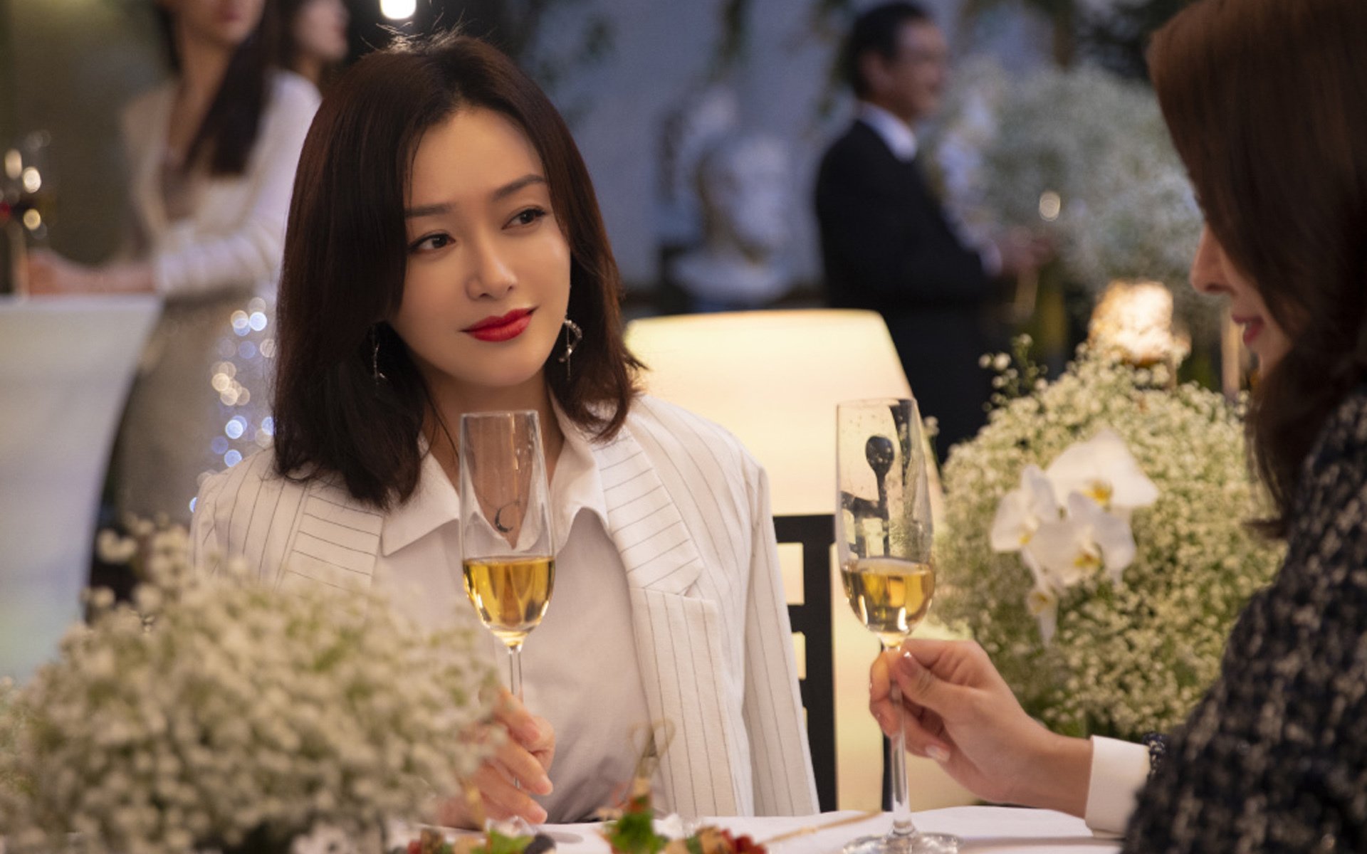 APP下载 LY Sports-瓦伦西亚击败塞维利亚，取得胜利，瓦伦西亚和塞维利亚哪个城市更好