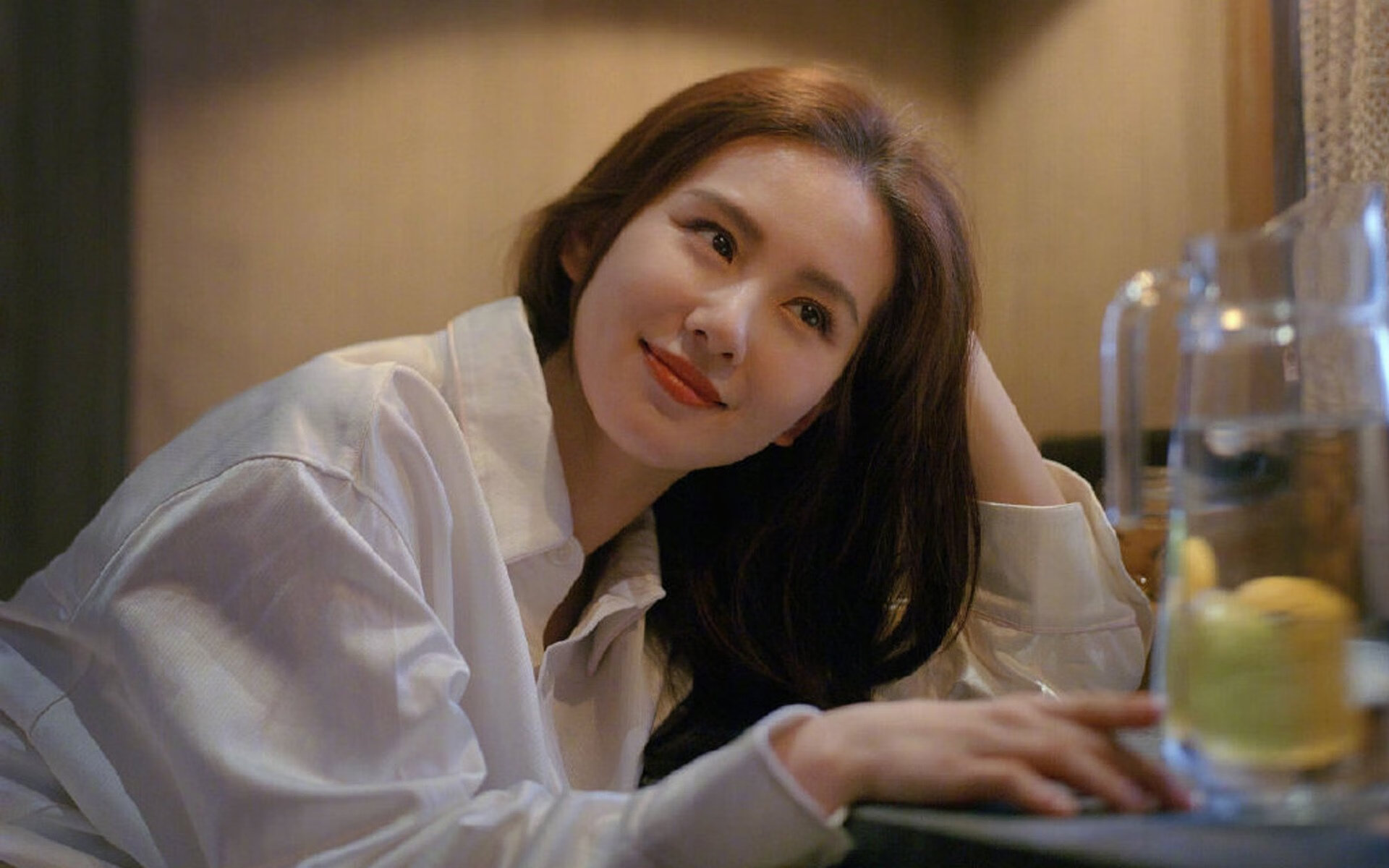 乐鱼官方登录入口-瓦伦西亚后防金刚不破，对手试图发动射门，瓦伦西亚视频