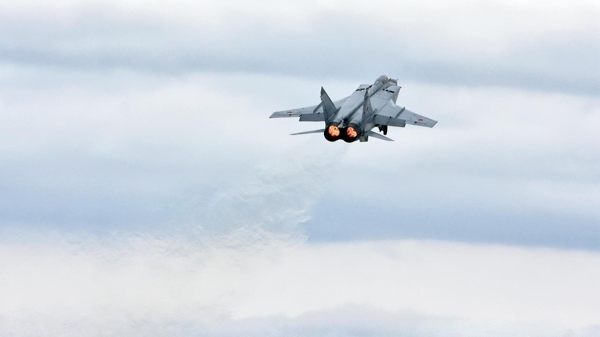 锡安爆扣鹈鹕轻取尼克斯,锡安首秀集锦