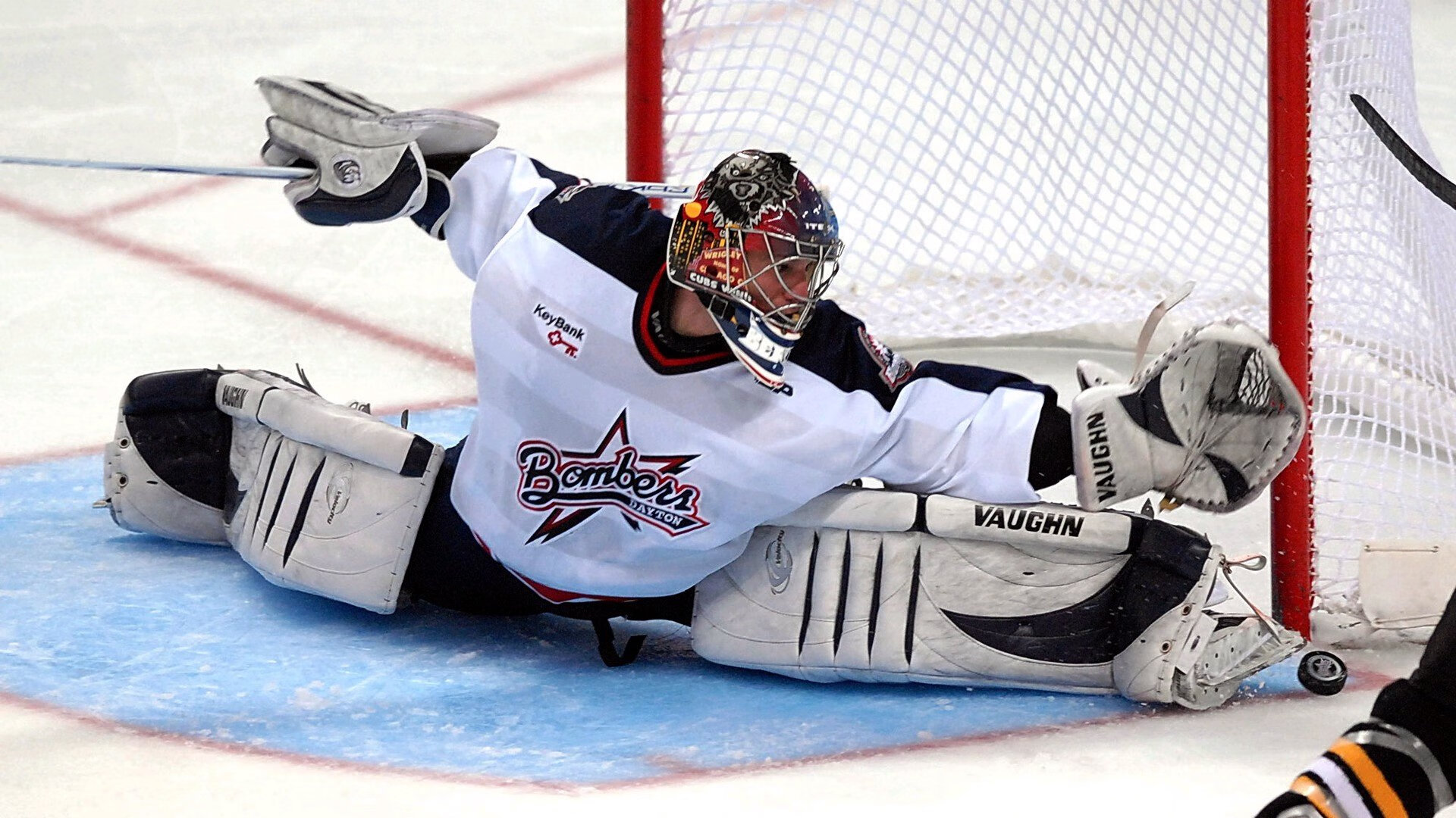 墨西哥骑手安德烈斯·阿兹卡拉加在巴黎奥运会上首次亮相，尽管未能晋级，但表现积极。