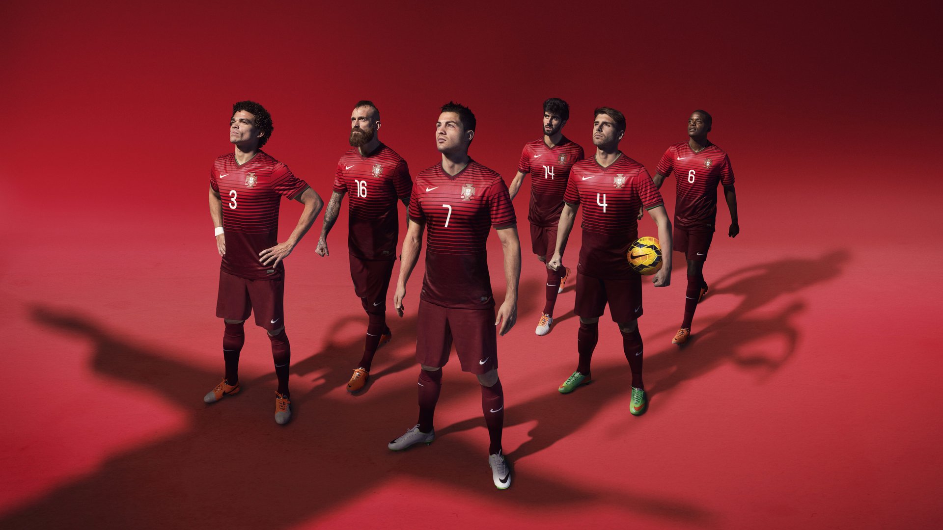 乐鱼平台-难忘瞬间：本赛季十大精彩片段回顾，赛场精彩瞬间