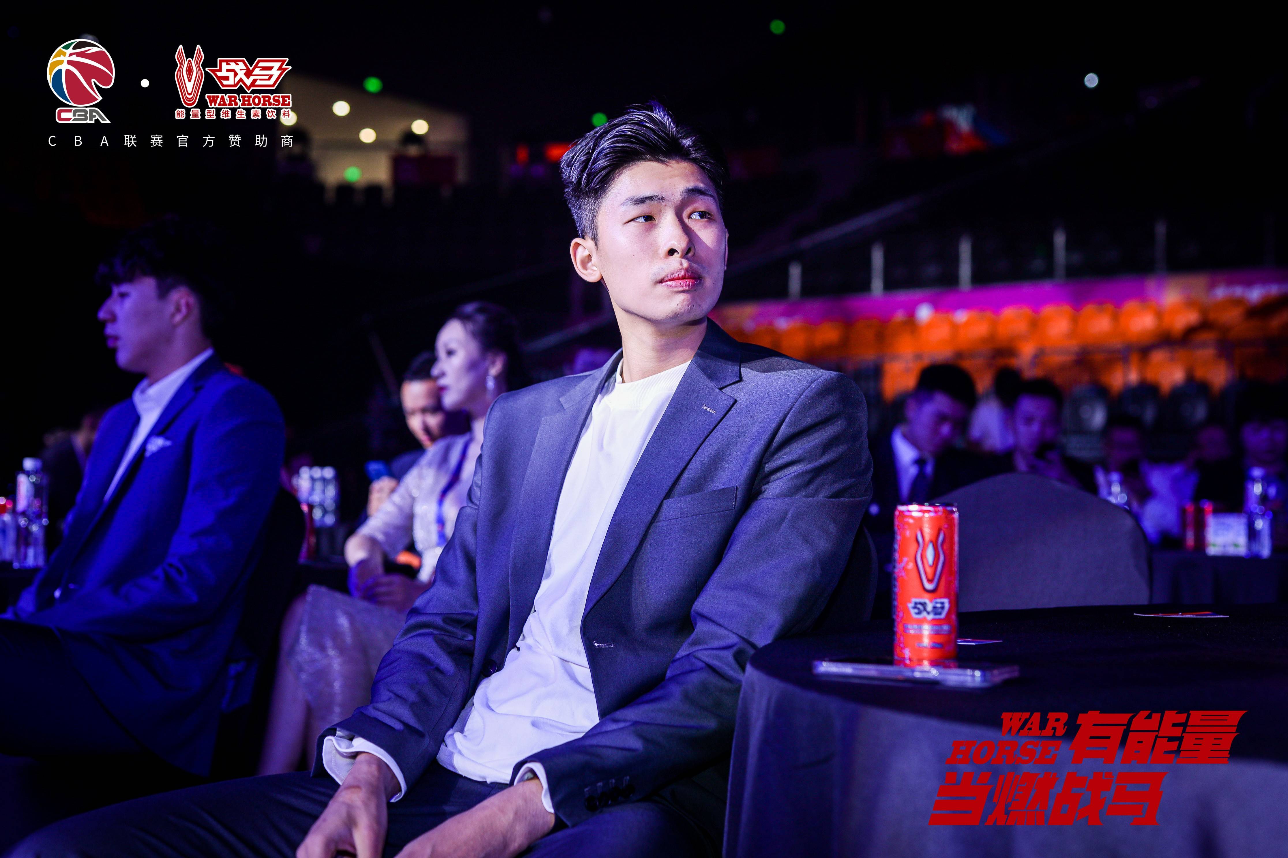 关于乐鱼体育：CBA选秀：落选秀的梦想，坚持不懈，终将闪耀的信息