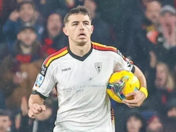 乐鱼体育:意甲米兰双雄的德比战前瞻 乐鱼体育:意甲米兰双雄的德比战前瞻