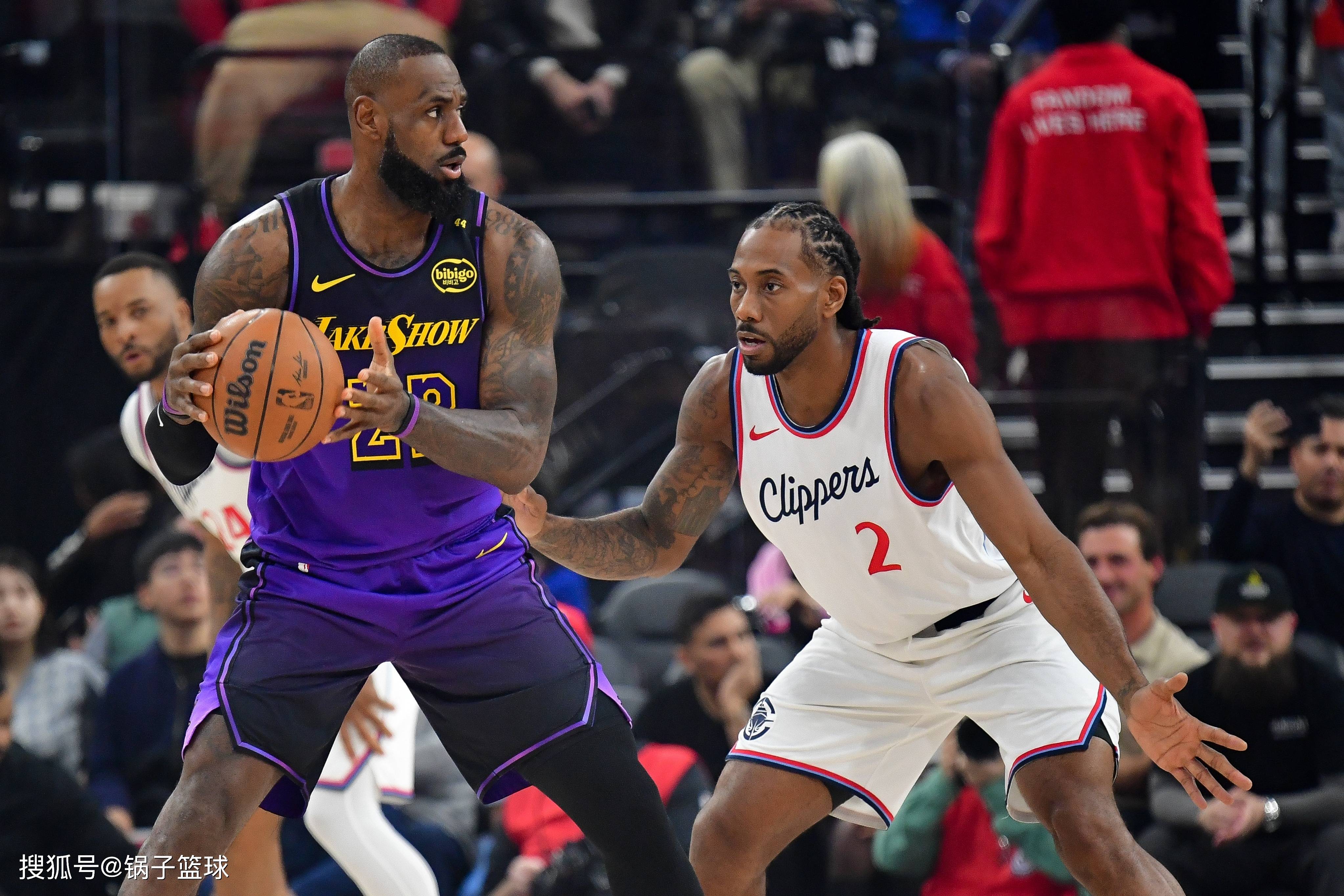 乐鱼体育：湖人队新赛季：范德比尔特表示将提升快攻成功率的简单介绍